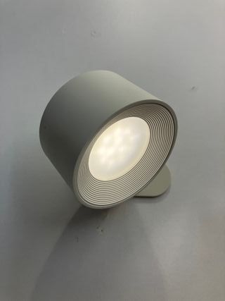 Lampada tavolo con magnete ricaricabile Led