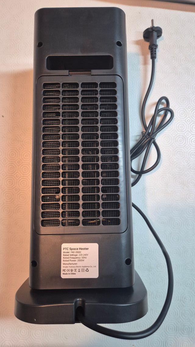 Calefactor bajo consumo con mando a distancia