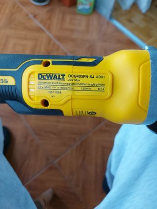 Radial DeWalt Nueva