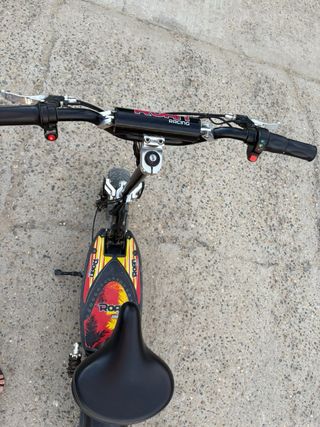 Patín eléctrico con asiento