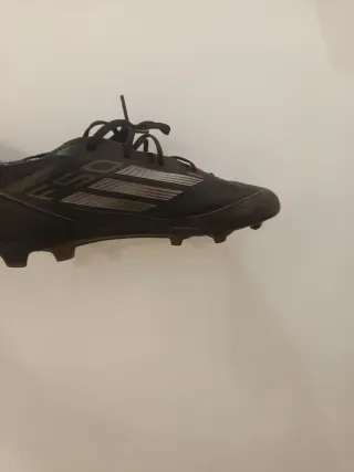 Botas de fútbol Adidas Negras