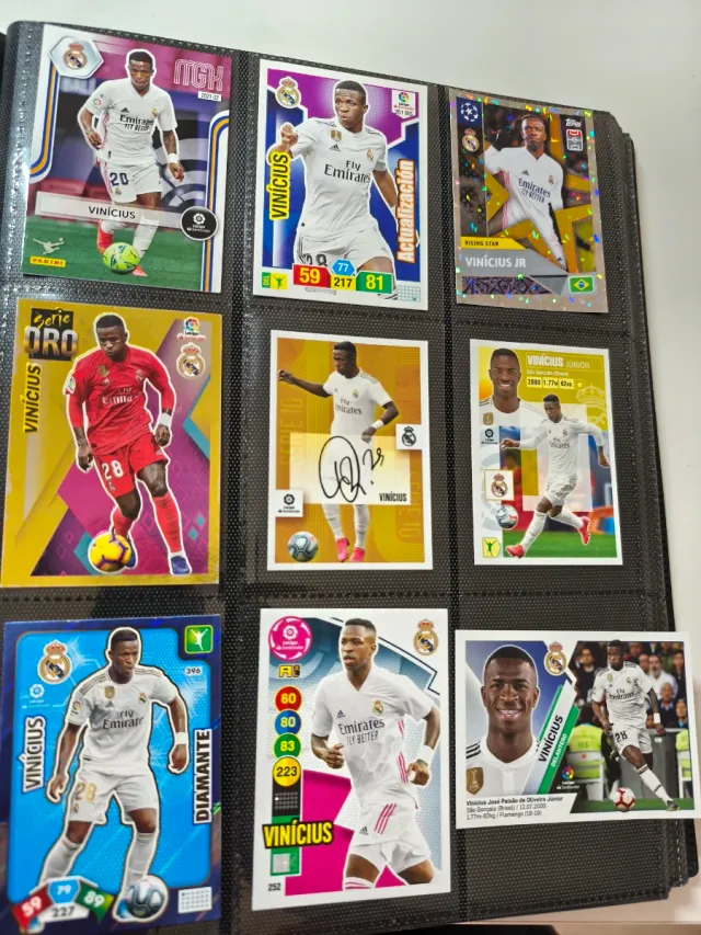 Vinicius Jr. LOTE 75 CARDS Real Madrid/ Brasil