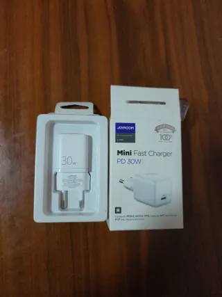 Cargador Mini Joyroom PD 30W L-P301