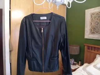 Cazadora polipiel KOKER Talla M sin usar