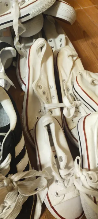 Bambas Converse blancas lo vendo a todas a 100,