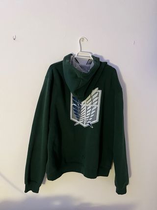Sudadera Attack on Titan talla M
