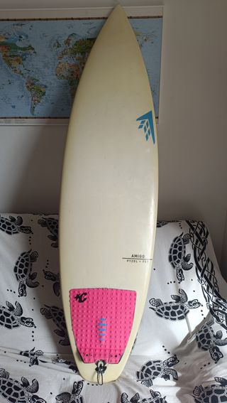 Tablas de surf Firewire Hashtag y Amigo