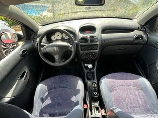 Peugeot 206 2003