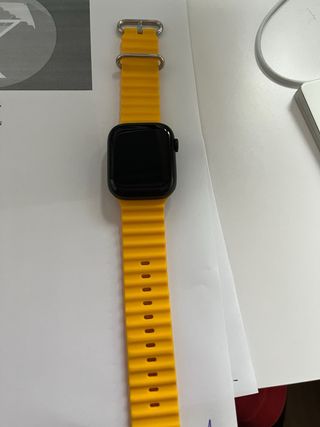 Apple Watch 7 45mm verde oliva