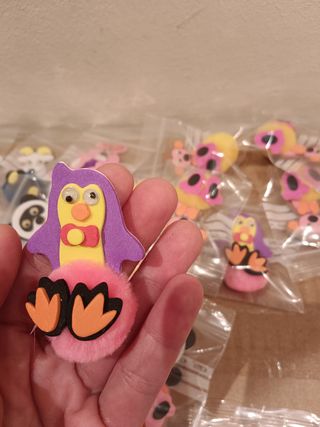 LOTE DE 2I FIGURAS ADHESIVAS GOMA EVA+ PELUCHE