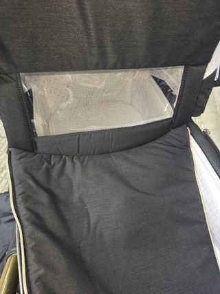 Carro de bebé negro y dorado adamex