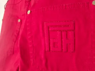 Pantalón vaquero Pedro del Hierro rojo