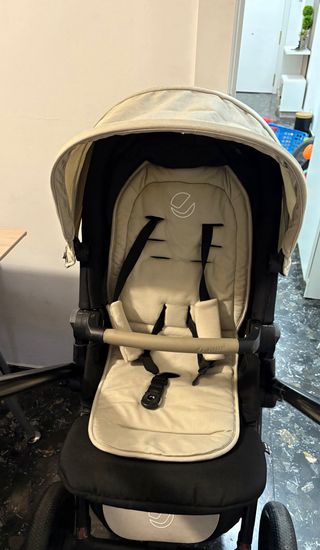 Carrito Bebé Jane ( nuevo)