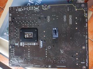 Conjunto Placa mãe Asus B760 DDR5 i5-13600Kf 32GB