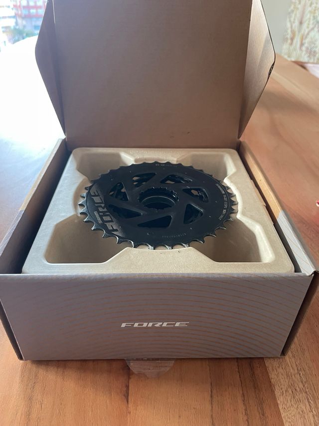 Casete SRAM Force 12V 10-33.