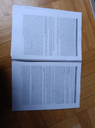 Resúmenes + libro Historia de España 2º Bachillera