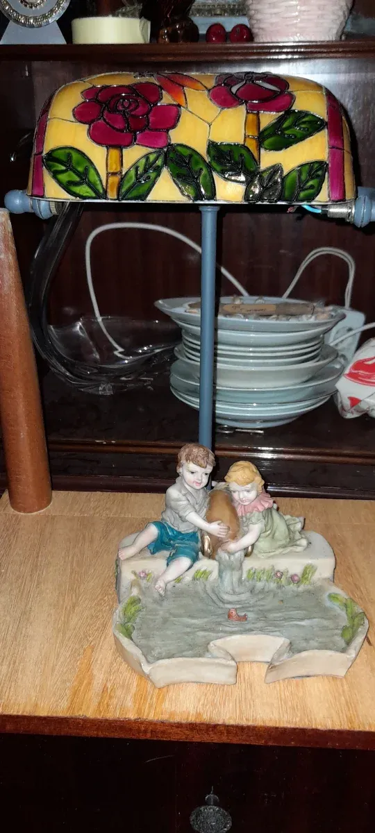 Lámpara de mesa cristal vidriera rosas