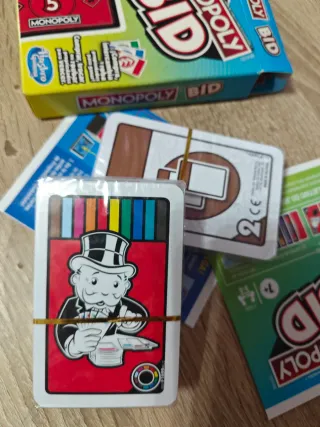 Juego de cartas Monopoly Bid Hasbro 15 euros NUEVO