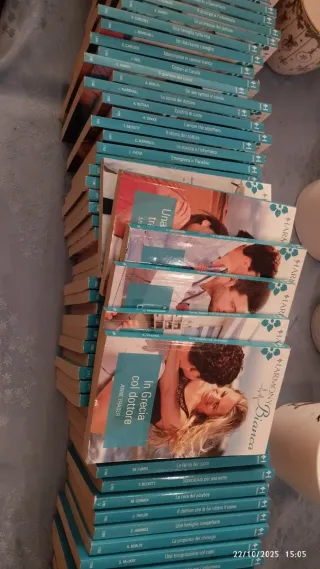 Libri Harmony Bianca 