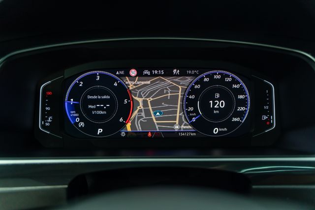 VOLKSWAGEN Tiguan RLine 2.0 TDI 150CV DSG 4M