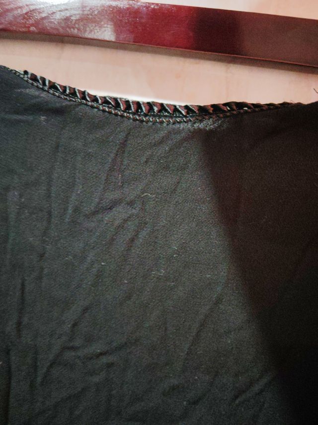 Vestido negro largo con encaje