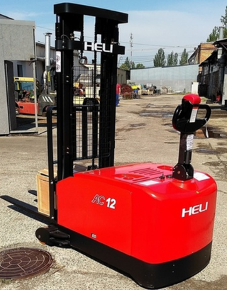 Apilador Eléctrico HELI AC 12