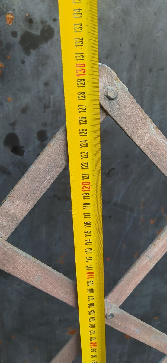 Reja antigua hierro forjado...medidas 130x240cm.