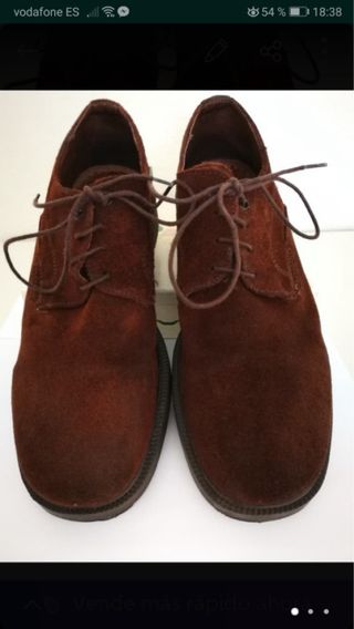 Zapatos de ante marrón talla 41De hombre 