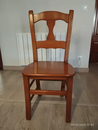 Mesa comedor madera con banco y 2 sillas