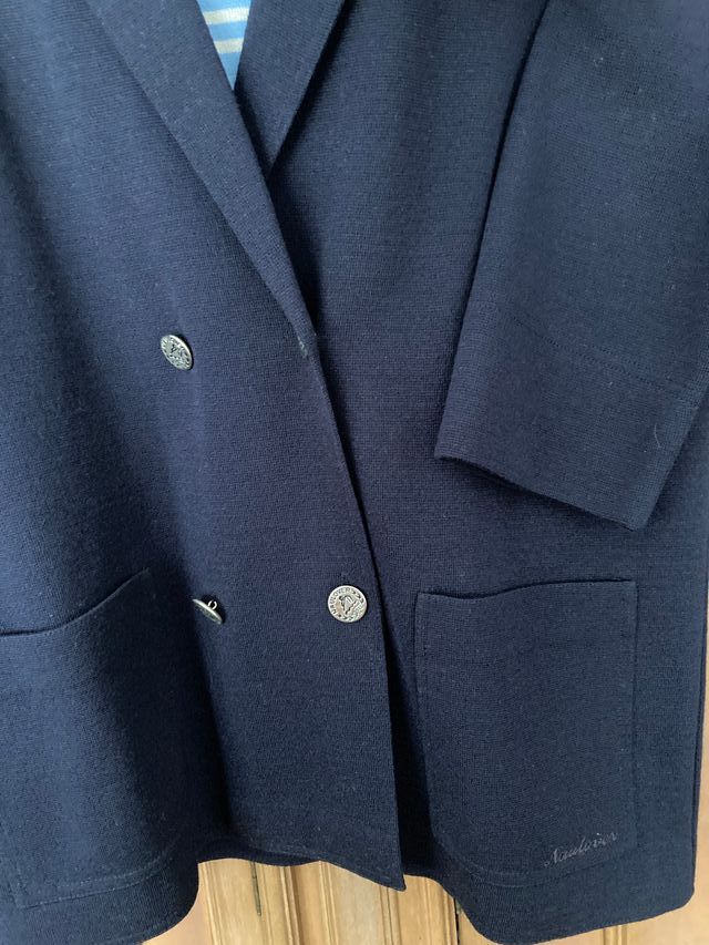 Conjunto NAULOVER Chaqueta Falda Camiseta Azul