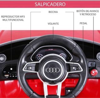 Coche eléctrico rojo