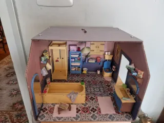 Casa de muñecas baño Sam & Julia