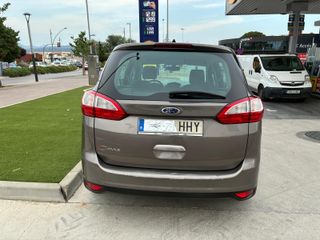 Ford Grand C-MAX 2012 7 PLAZAS € 3950