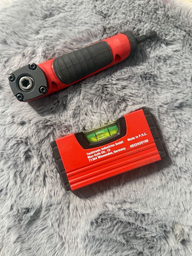 Milwaukee Nivel y Adaptado trompo