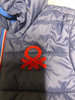 Piumino Benetton blu bimbo con cappuccio