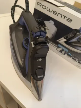 Plancha de Vapor Rowenta.