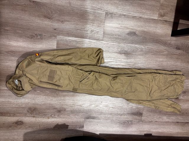 Mono de hombre ET (militar) árido