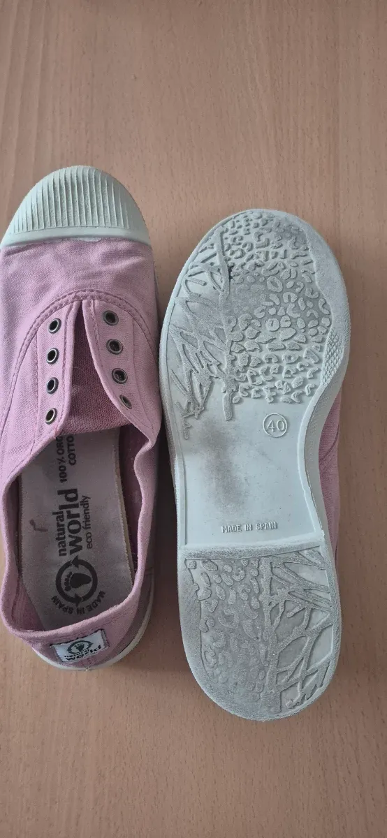 Zapatillas Natural World rosas talla 40