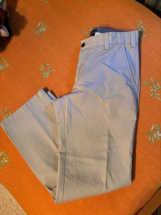 Pantalón chino beige