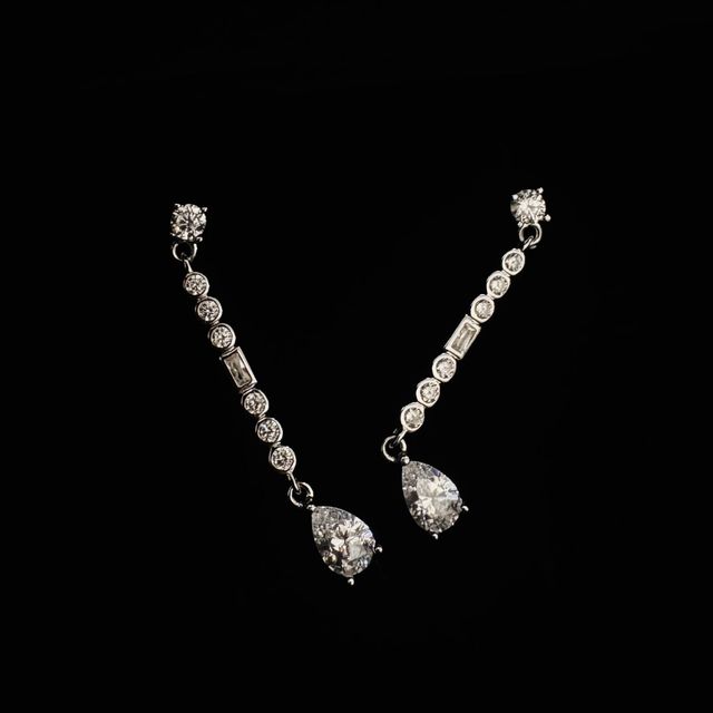 Pendientes largos plata ley 925 con circonitas