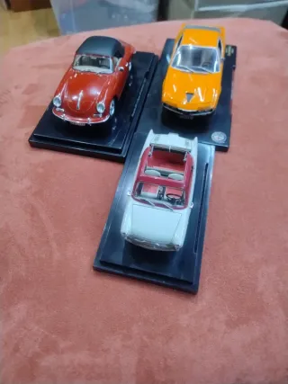 3 modellini auto scala 1/24