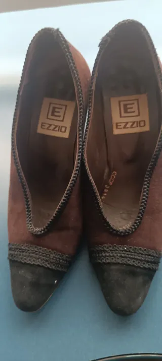 Zapatos de señora Ezzio y Marypaz.