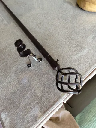 Barra para cortina de metal