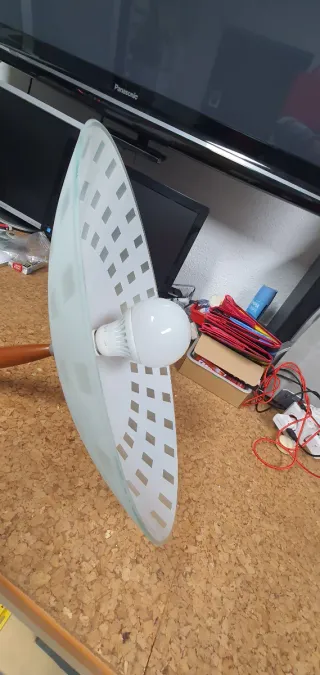 Lámpara de techo cristal y madera