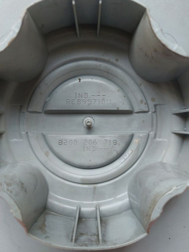 Tapacubos Nissan 8200206718