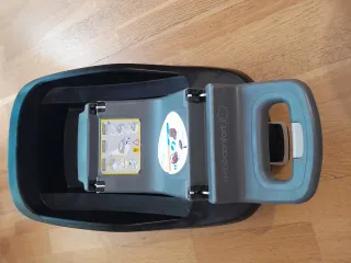 Maxi-Cosi  + Base FamilyFix Isofix