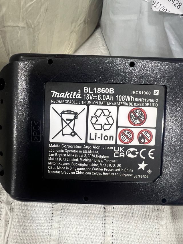 Batería 18V 6.0Ah BL1860B