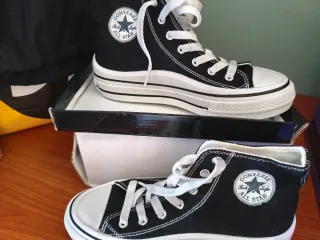 Converse Bambas Negras y Blancas