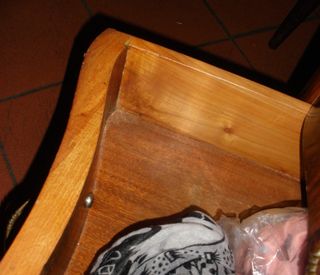 Cassettiera in radica di noce con specchio