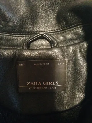 Cazadora de cuero negra